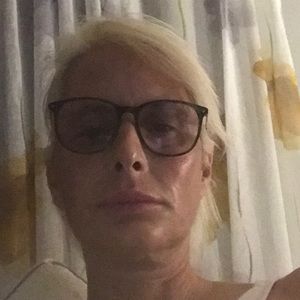 Meet your Posher, Sharon